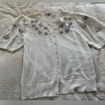 Women’s Vintage floral Embroidered White Cardigan short sleeve medium Sweater Photo 0