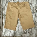 Tory Burch Beige Khaki Bermuda Walking Shorts Golden Hardware Classic Summer Sz8 Photo 5