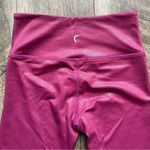 Zyia Lipgloss Metallic Light N Tight High Rise 20" Capri Legging Merlot Size 2 Photo 8