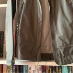 Mountain Hardwear Women's  Gray Lightweight Jacket With Hood Size Extra Small Photo 4