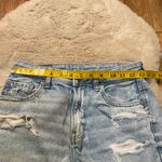 American Eagle  Mom Shorts Size 0 Light Wash Distressed Womens Photo 4