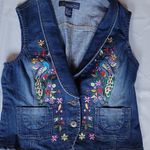 Baccini  Blue Denim Vest with Colorful Floral Embroidery Size L Photo 3