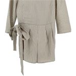 En Saison Taupe White Textured Striped Romper size Small NWT 3/4 Sleeves Photo 5