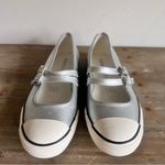 Converse  Dainty Mary Jane Silver Women's Shoe Size 8 #B1945 Photo 1