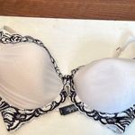 Elegant White and Black Lace Bra Size undefined Photo 0