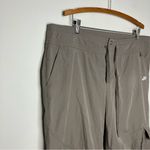 Nike  Y2K low rise capris taupe size XL Photo 1