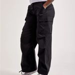 Nike  High-Waisted Cargo Pants Black Size XS Photo 2