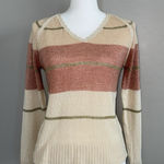 Vintage Hewlett Woman’s V Photo 0