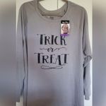 State of Mine Womens Trick or Treat Halloween Long Sleeve Gray Shirt Size XXL Photo 2