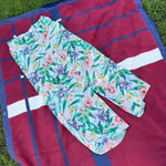 New York and company sheet floral coverup pants
Women’s L large Photo 1