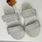 Dearfoams NWT  Comfort Memory Foam Sandals Photo 2