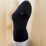 Uniqlo Activewear T-shirt Size M Womens Black Short Sleeve Sports Training Tee Photo 2