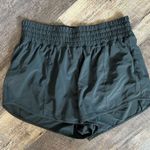 CRZ Yoga  Shorts Photo 2