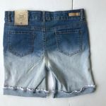 True Craft Girls Whitney Cuffed Ombre Denim Shorts Size 12 NWT Distresse… Photo 2