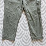 Eddie Bauer  Women’s Green Dyed Cargo Capri Pants Plus Size 14 Photo 2