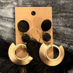 Elegant Black and Gold Fringe Earrings Photo 0