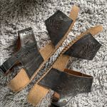 Josef Seibel 38 Black/Silver Sandals‎ Black Size 7 Photo 8