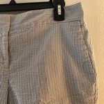 Ann Taylor Shorts Seersucker Blue & White Stripe Devin Boardwalk Shorts Sz 8 EUC Photo 5