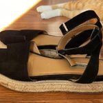 Steve Madden Strappy Sandals Photo 0