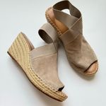 Gentle Souls  Colleen Espadrille Wedge Sandals Womens 8 M Grey Tan Suede Shoes Photo 1