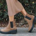 Marc Fisher  Chelsea LTD Brown Suede Boots Size 8.5 Photo 0