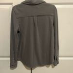 T Tahari  button down  Photo 1