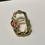 Frame Gold Tone / Enamel Red Rose Flower Christmas Holiday Brooch Pin Photo  Photo 3