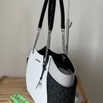 Michael Kors Purse Photo 2