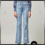 Tory Burch  Super Bleach out straight leg
Jean 25 Photo 8