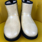 UGG  Classic Clear Mini Size 8 USA Water Repellent Cream Color Women’s Photo 0