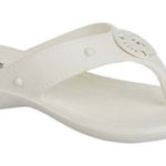 Minnetonka Size 8 Sandals Painted Poppy Thong Flip Flops White Cushioned Women’s Photo 0