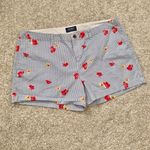 Old Navy  Women's Size 16 Striped Floral leaf Everyday Chino Shorts 100% cotton Photo 0