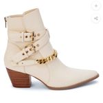 Coconuts by Matisse  Booties Ivory Size 7 Photo 0