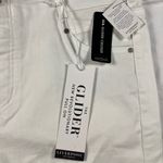 Liverpool Los Angeles Gia Glider Cruiser Pull On White Denim Shorts Size 16/33 Photo 4