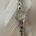 Seiko  Solar Stunning Ladies Watch Gold-tone Bracelet Dial Case Crystals Galore Photo 1