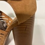 Qupid  Tan Strappy Block 4” Heel sandals Size 7 Photo 3