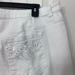 Gloria Vanderbilt NWOT women’s white Amanda capri embellished pocket jeans 24W Photo 5