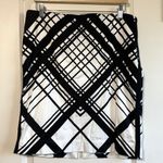 White House | Black Market  | Black White Pencil Skirt Abstract Grid |‎ Size 12 Photo 0