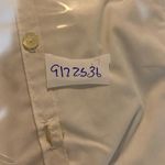 Fashion Bug  Cream‎ Button-Up Blouse Photo 8