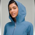 Lululemon NWT RepelShell Rain Jacket / Soft Denim / 6 Photo 6
