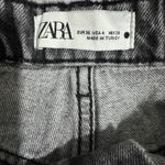 ZARA  Black Distressed Denim Cutoff Low Rise Shorts Womens Size 4 Photo 3