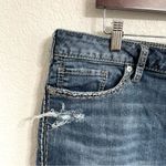 Silver Jeans Women’s Shorts Denim Jean Elyse Distressed Thick Stitch Size 20 Photo 4