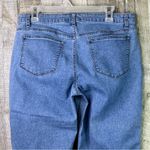 Lee Riders Mid Rise Capri Size 12M Light Blue Wash W/5 Pockets with Stre… Photo 2