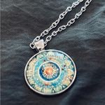 Fashion jewelry set 3 piece
Necklace , bracelet & earrings New Silver Photo 1