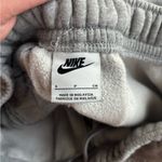 Nike sweatpants Photo 4