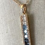 Vince Camuto gold tone blue ombré rhinestone pendant necklace Photo 10