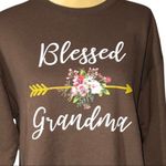 brown cute warm blessed Grandma sweatshirt! Brown Size M Photo 1