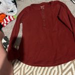 Ariat  medium thermal long sleeve top Photo 1