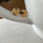 Lulus Tortoise shell circle stud earrings Photo 3