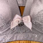 Victoria's Secret 32A Gray No Wire Bra Photo 2